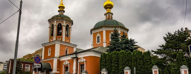 Троицкий храм в Москве, Троицкое Подворье, фото
