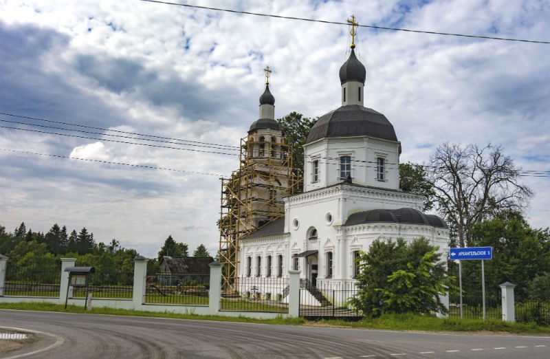 Храм Рождества Пресвятой Богородицы в деревне Руднево, фото
